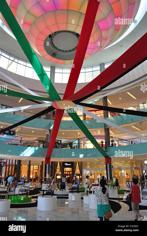 uae grand atrium.